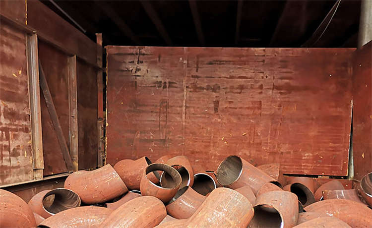 377-6mm螺旋焊管，東莞英德螺旋管，D2700螺旋管，鋼材場(chǎng)丁字焊管加工廠(chǎng)家