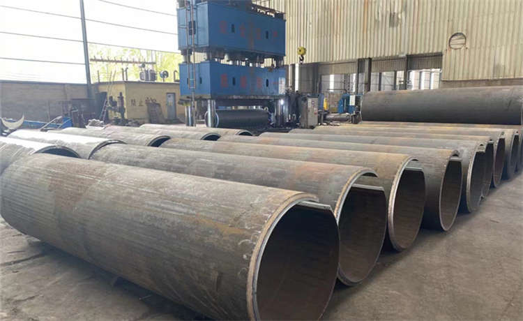 1500 1120-8-10-12mm螺旋焊管，廣州鋼材場(chǎng)鍍鋅無(wú)縫鋼管，化州螺旋鋼管，十五年廠(chǎng)家經(jīng)驗(yàn)