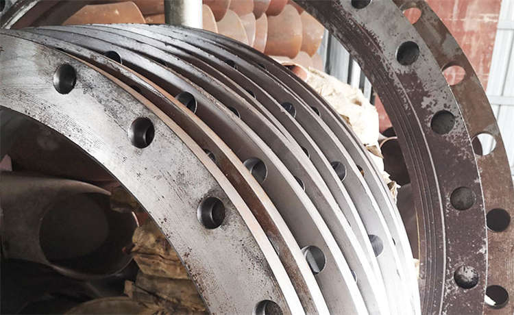 1024-12mm螺旋鋼管，630-6-8-10-12mm螺旋管，排水螺旋鋼管廠家，鋼材場(chǎng)焊管