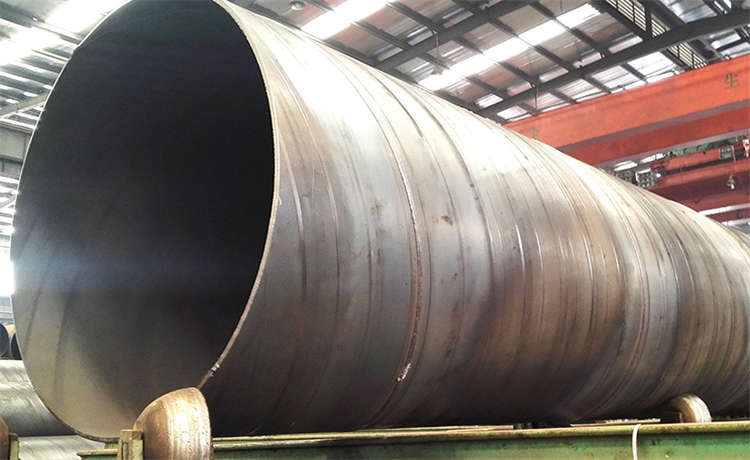 2000mm螺旋焊管，深圳鋼材場環(huán)氧煤瀝青防腐螺旋管，dn1800螺旋管，螺旋鋼管廠商