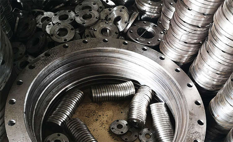 薄壁螺旋管價格，槽鋼批發(fā)，1024mm螺旋鋼管，2800mm螺旋管