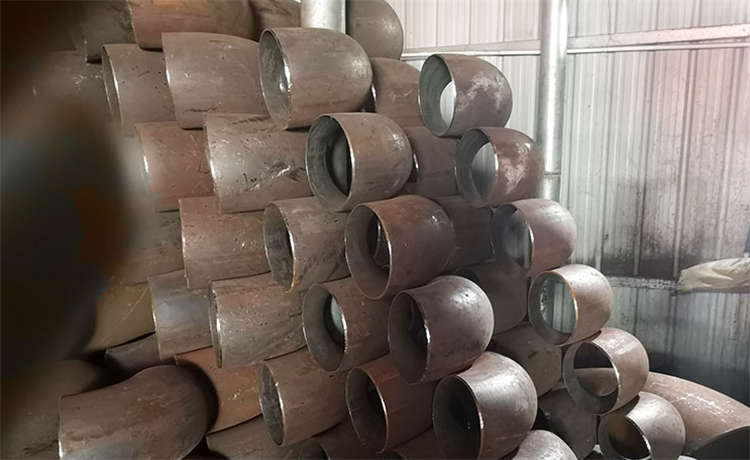 輸水防腐螺旋管廠家，鋼材場走水螺旋管，1620mm螺旋管，800-1000-1200mm鋼立柱