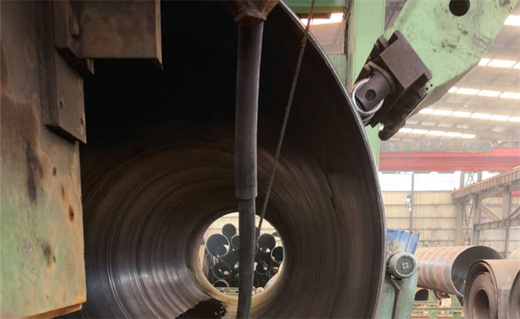 559mm螺旋焊管，清遠(yuǎn)720-8螺旋焊管，鋼鐵世界609mm螺旋管，1424螺旋鋼管