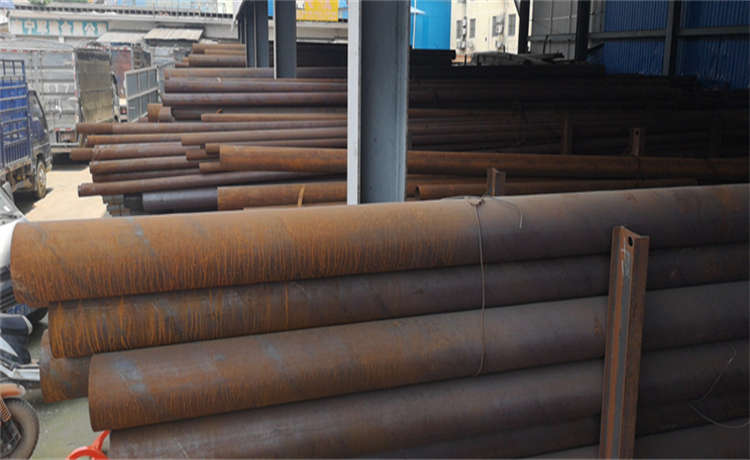 529-630-820-1020-1220-1420污水排水鋼管，2420-12mm螺旋鋼管，14鋼管樁廠家，鋼材場(chǎng)打樁鋼護(hù)筒