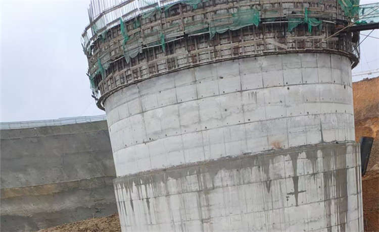 2800mm螺旋管，920排水鋼管，鋼材場(chǎng)鋼板卷管廠家，鋼材場(chǎng)焊接鋼管廠家