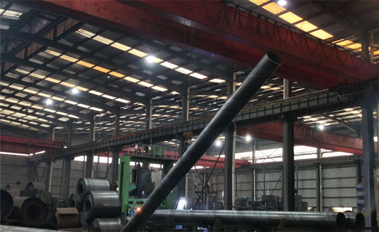 DN1300mm螺旋焊管，賀州800mm鋼立柱，dn1300螺旋焊管，內(nèi)外防腐螺旋管生產(chǎn)廠家