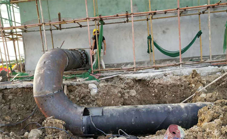 防腐螺旋廠家，鋼材場鋼護(hù)筒加工，836mm螺旋鋼管，530-8mm螺旋鋼管