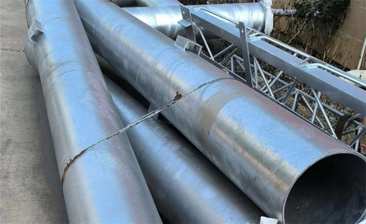 1720mm螺旋鋼管，江門dn2300螺旋鋼管，內(nèi)徑2500mm螺旋管，630鋼管樁廠家