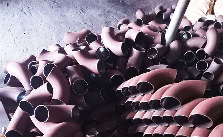 1724mm螺旋鋼管，1324mm螺旋焊管，立柱管廠家，鋼材場(chǎng)旋挖樁鋼護(hù)筒廠家