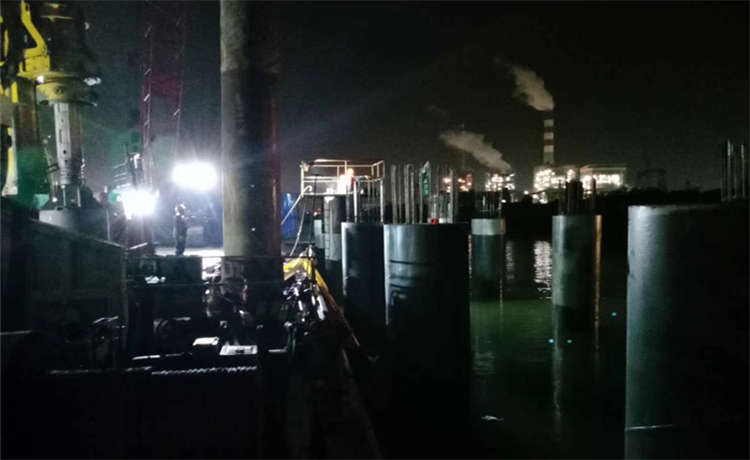 1000-20厚鋼立柱加工廠家，崇左DN400mm螺旋管，426螺旋焊管，大型螺旋鋼管廠家質量可靠