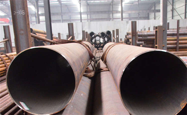 廠家電話，螺旋管型號規(guī)格，鋼鐵世界2100mm螺旋鋼管，820-12螺旋鋼管