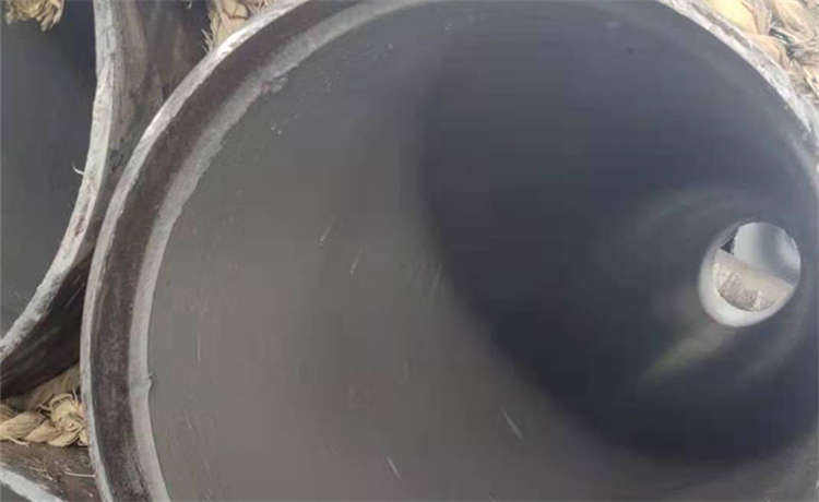 D720mm螺旋管，dn600mm螺旋鋼管，鋼材場槽鋼批發(fā)，2820螺旋管廠家